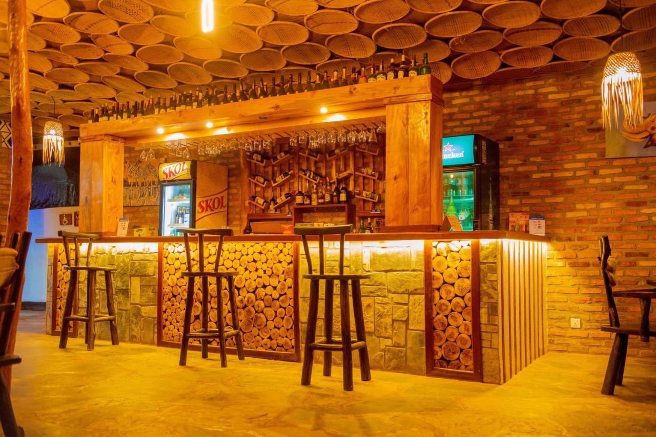 Akagera Transit Lodge Ngoại thất bức ảnh