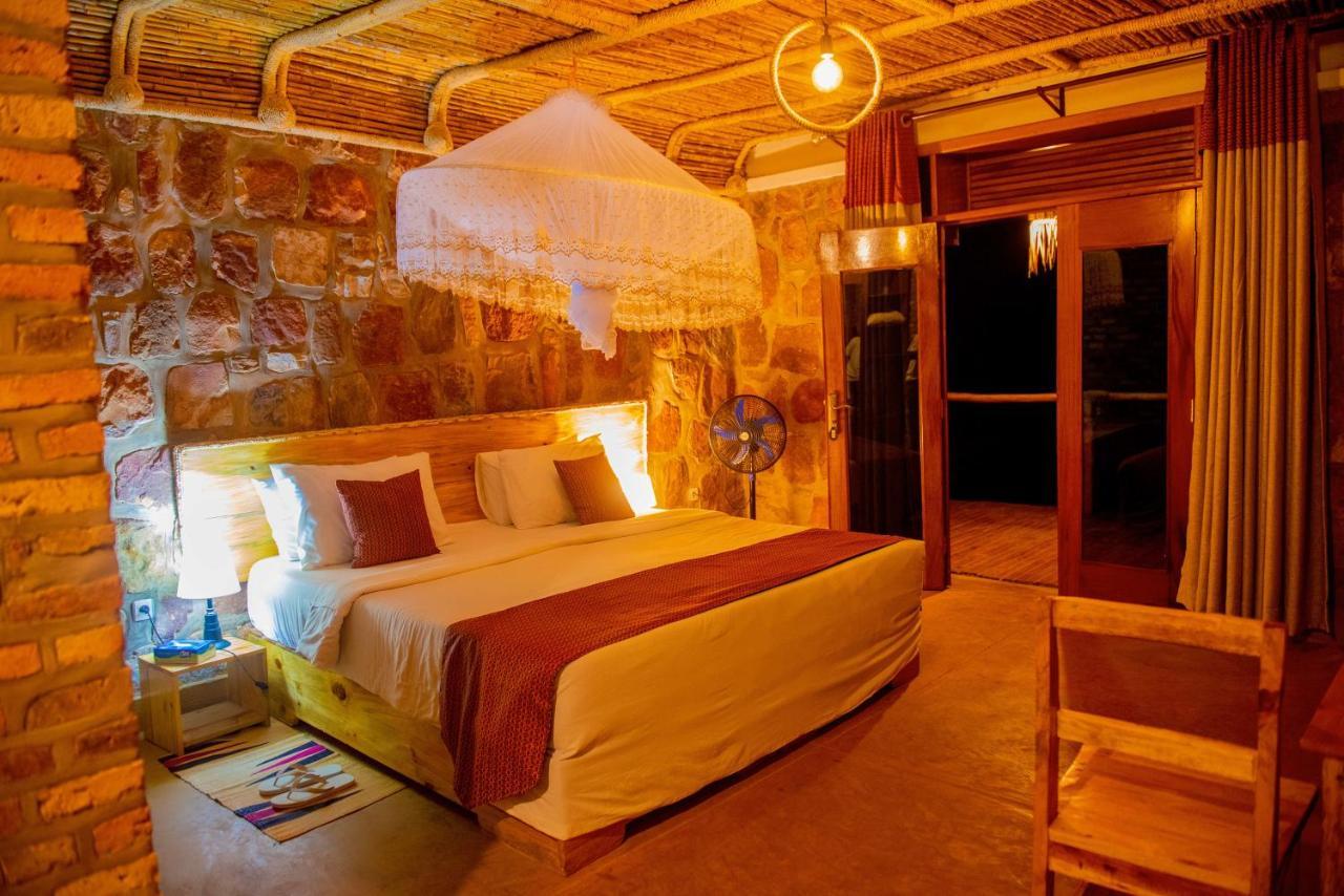 Akagera Transit Lodge Ngoại thất bức ảnh