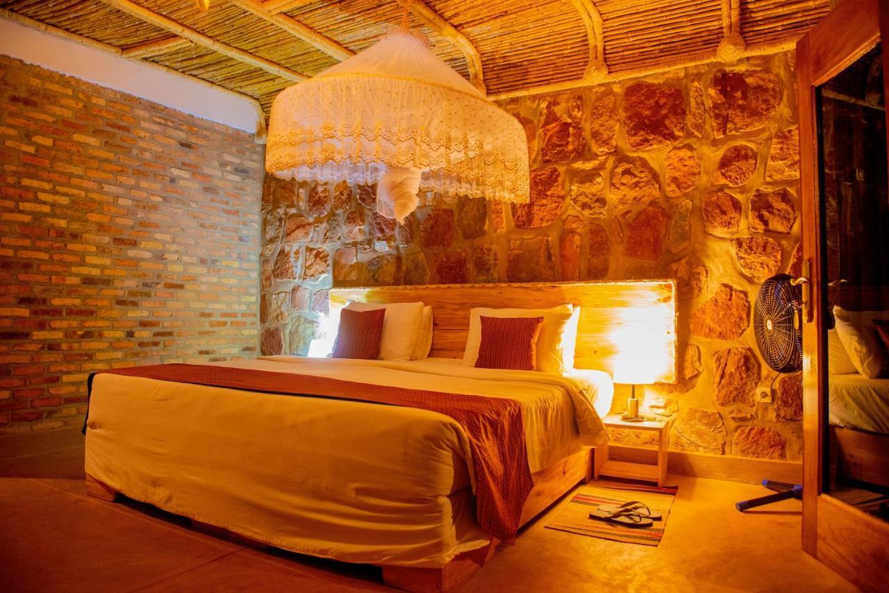 Akagera Transit Lodge Ngoại thất bức ảnh